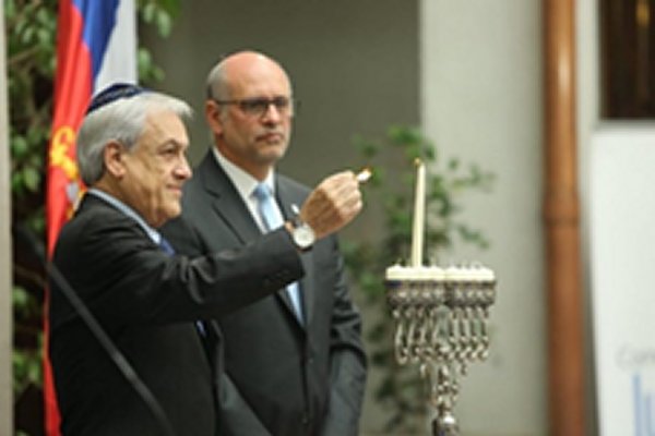 Sebastián Piñera celebra Janucá con la comunidad judía de Chile